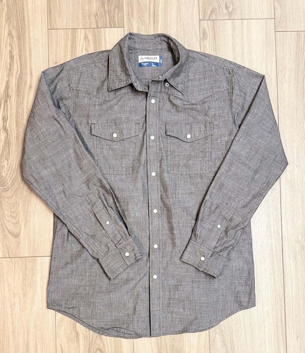 Magellan Outdoors Classic Fit Flex Gray Shirt